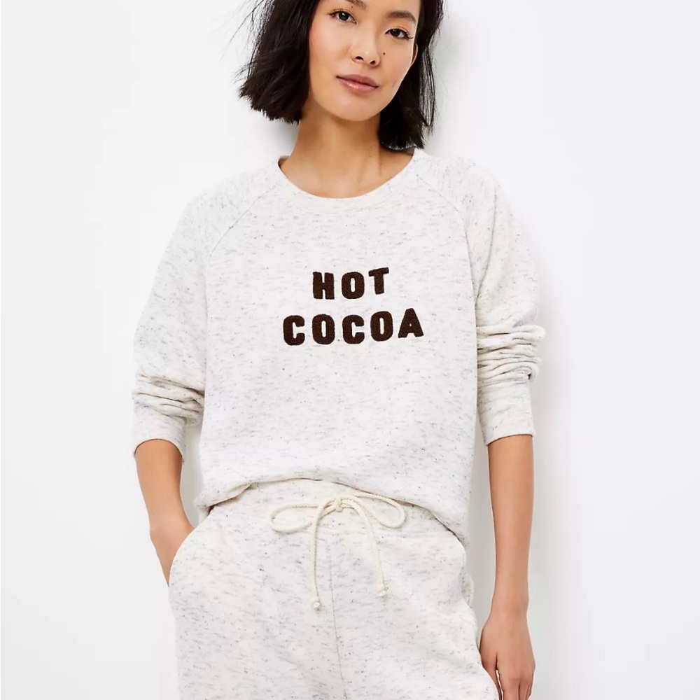 Lou & Grey Sweatshirt Women’s X-Small Top Cream and Grey ‘Hot Cocoa' Crewneck